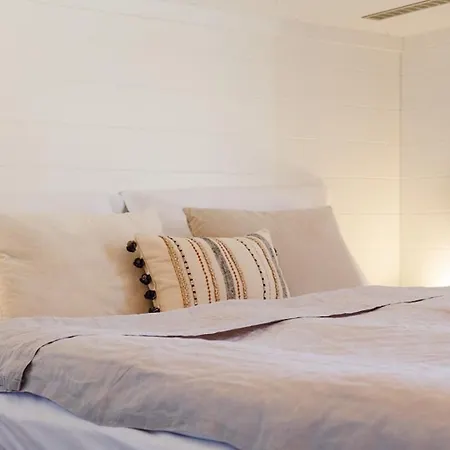 Das Farmhaus - Premium Ferienhaus - Auf Den Moselhoehen - Pool, Sauna, Kino, Garten ロッジ