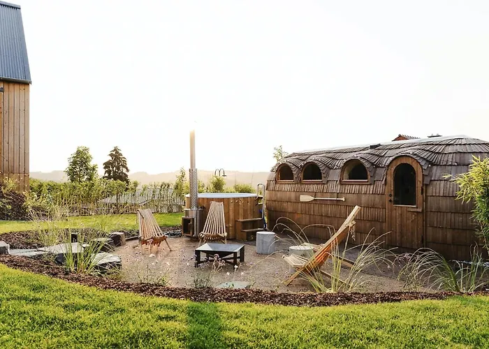 Farmhaus - Premium - Auf Den Moselhoehen - Pool, Sauna, Kino, Garten אכסניה